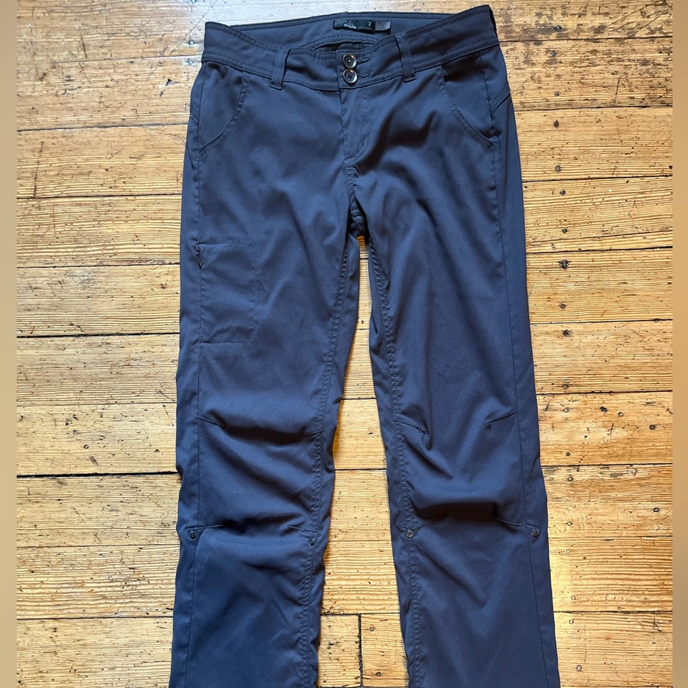 PrAna Halle Hiking Pants Womens Size 2 Gray Roll Up Stretch Lightweight Outdoor!